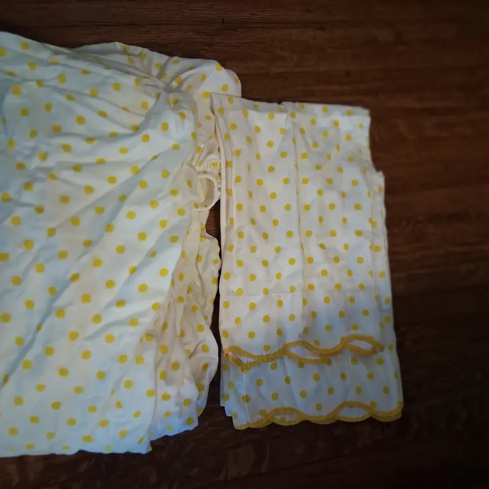 Patricia Altschul bed Sheets Queen cotton white yellow polka dot set 4pc scallop